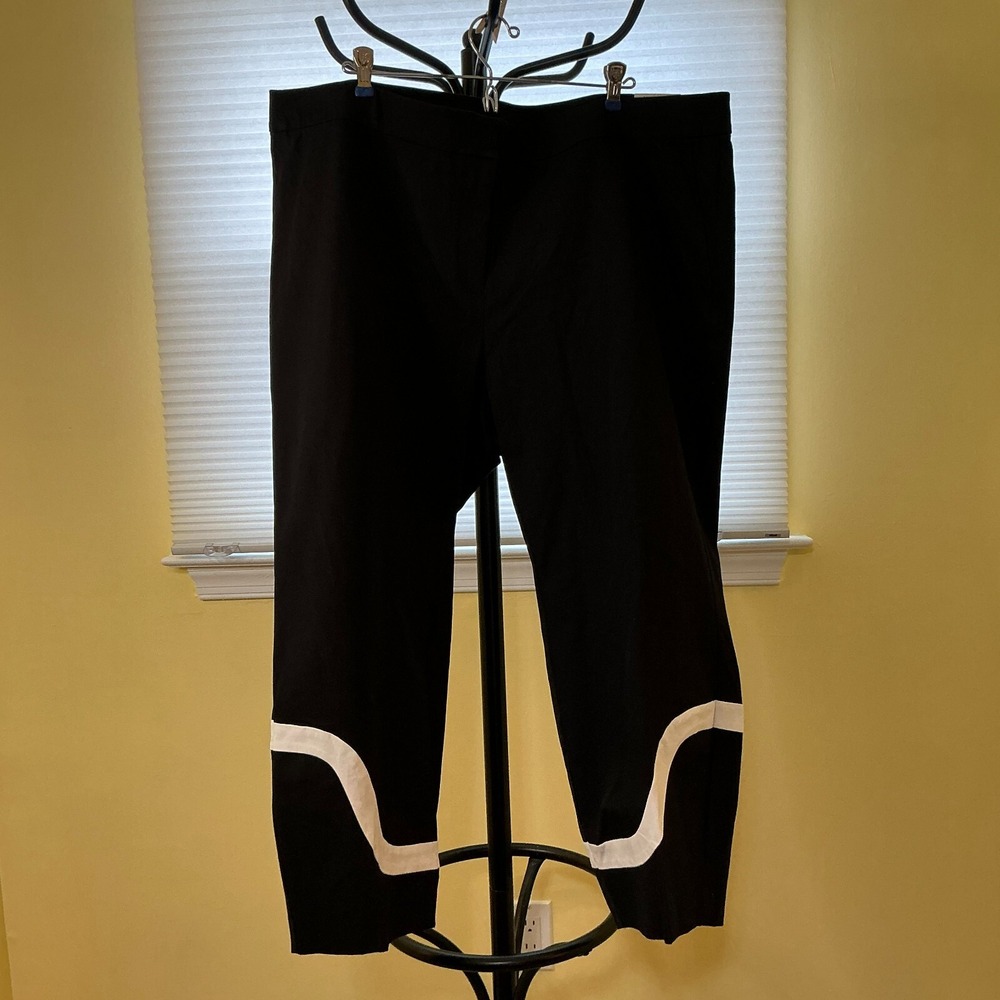 Alfani Plus Womens 22W Skinny Leg Ankle Pants Comfort Waist Capri Black/White